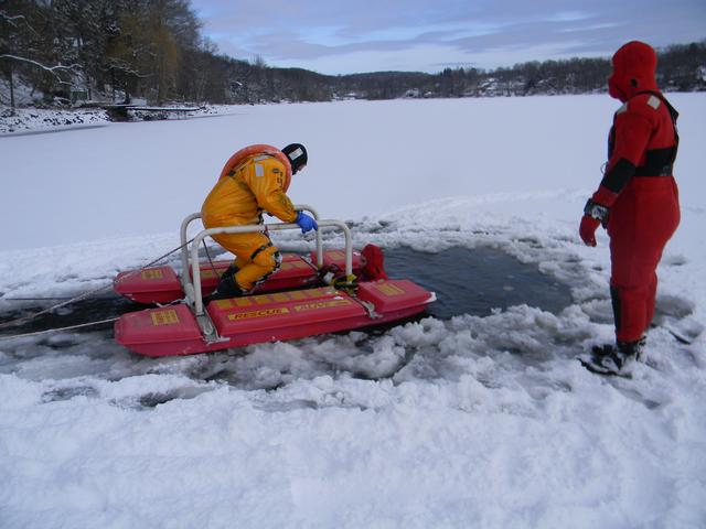 FF J Cobb Pulls FF C Lutz out of the water