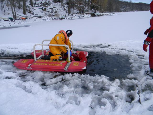 FF J Cobb Pulls FF C Lutz out of the water